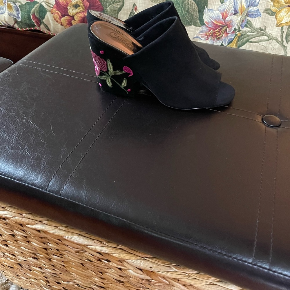 Carlos by Carlos Santana fabric slide mules